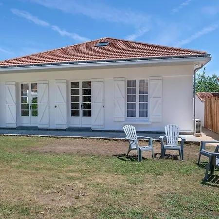 Maison à 350m Du Centre De Pour 6 *