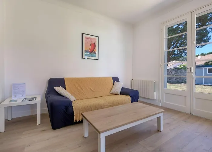 Maison à 350m Du Centre De Pour 6 *