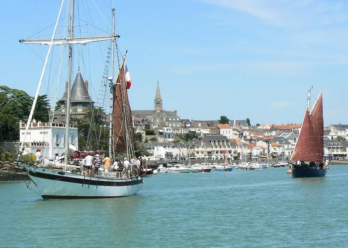 Maison à 350m Du Centre De Pour 6 *