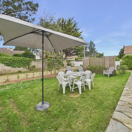 Maison à 350m Du Centre De Pour 6 Hébergement de vacances